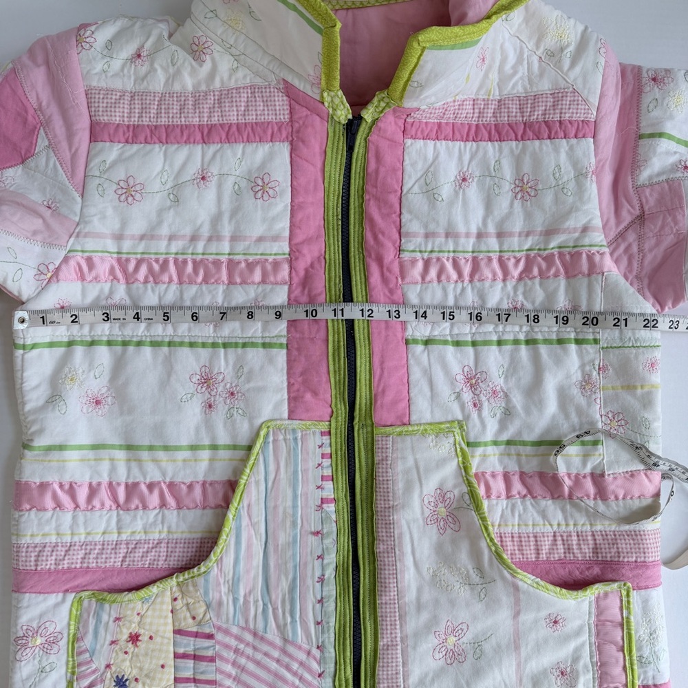 Handmade Upcycled Pink Floral Print Quilt Jacket Size M/L - Picture 14 of 16